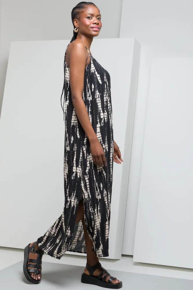 Crinkle Border Print Maxi Dress Black