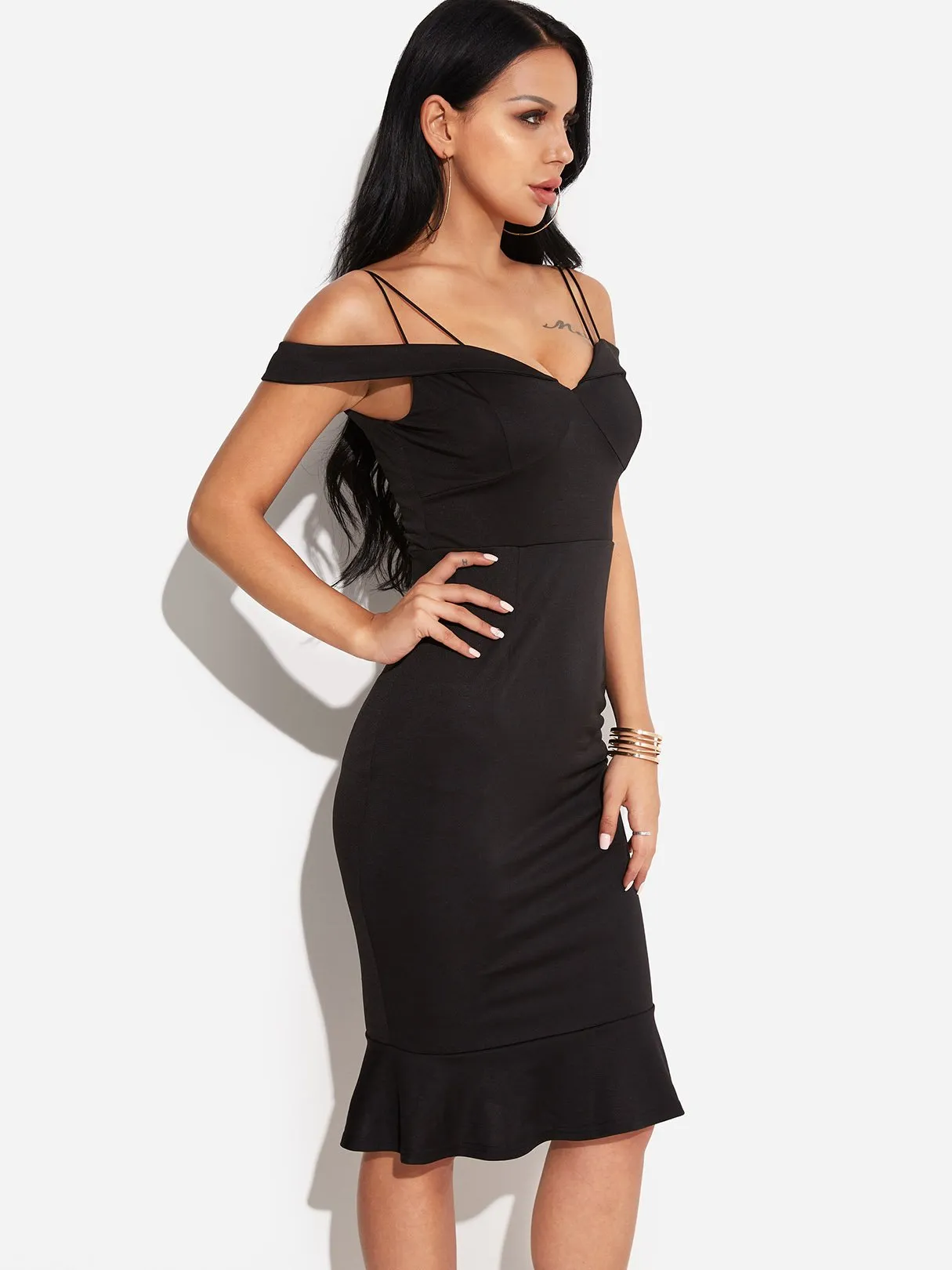 Wholesale Black V-Neck Cold Shoulder Sleeveless Plain Midi Dresses