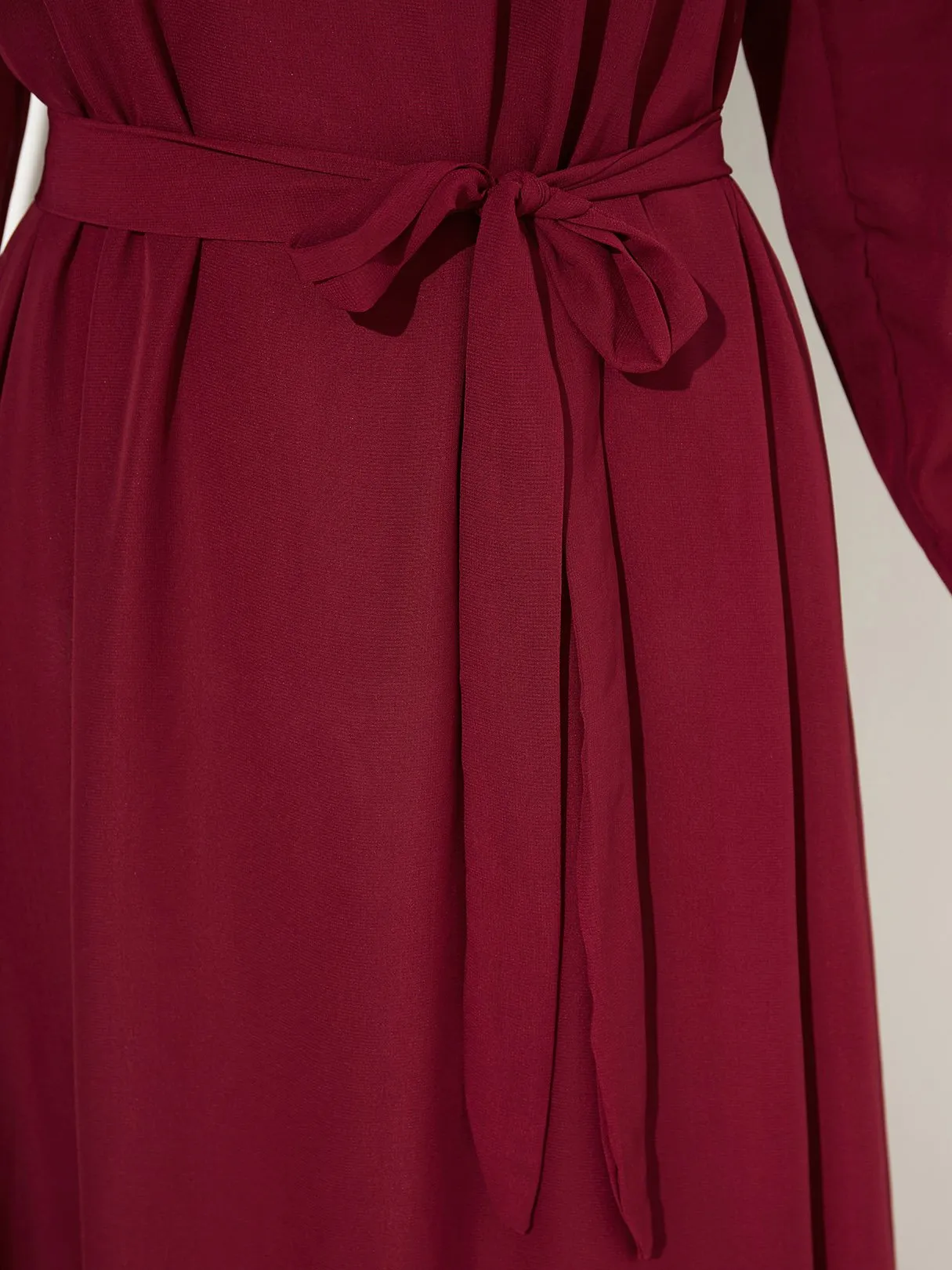 Wholesale Burgundy Round Neck Long Sleeve Self-Tie Maxi Dress